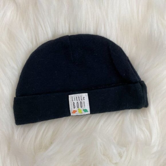 Baby Boy Hats Mittens and Cloth Bundle - Picture 4 of 10